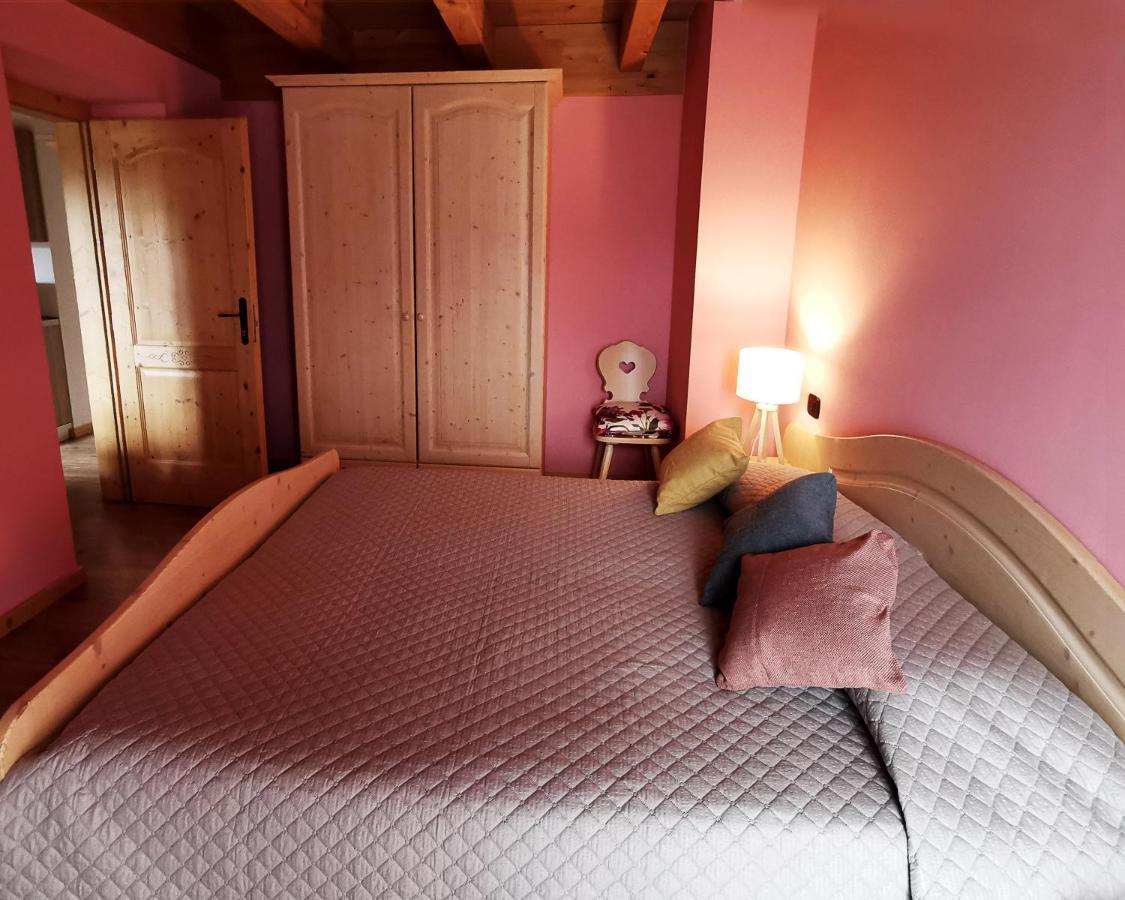 B&B Chalet Dolomiti Sant'Orsola ภายนอก รูปภาพ
