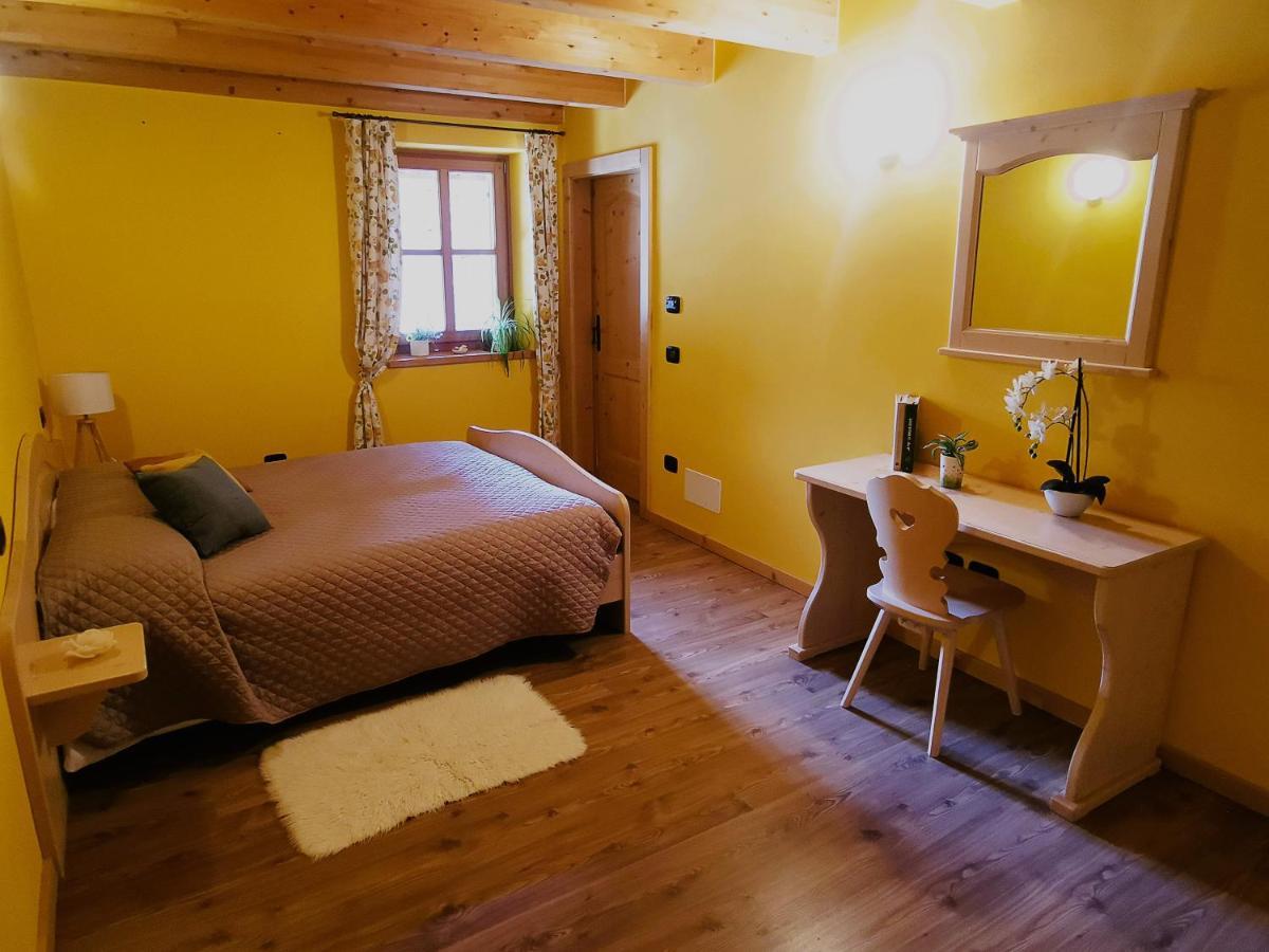 B&B Chalet Dolomiti Sant'Orsola ภายนอก รูปภาพ