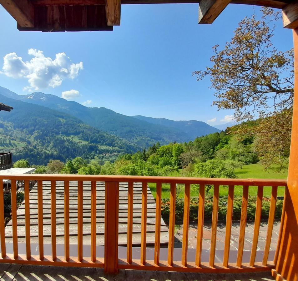 B&B Chalet Dolomiti Sant'Orsola ภายนอก รูปภาพ