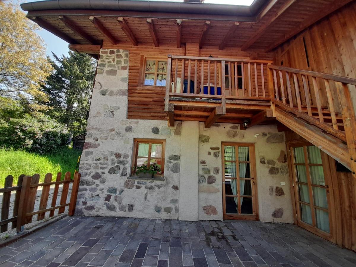 B&B Chalet Dolomiti Sant'Orsola ภายนอก รูปภาพ