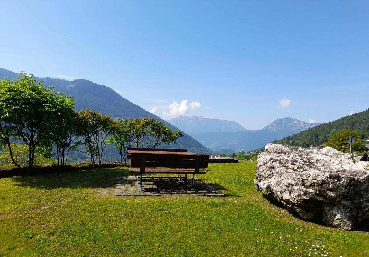 B&B Chalet Dolomiti Sant'Orsola ภายนอก รูปภาพ